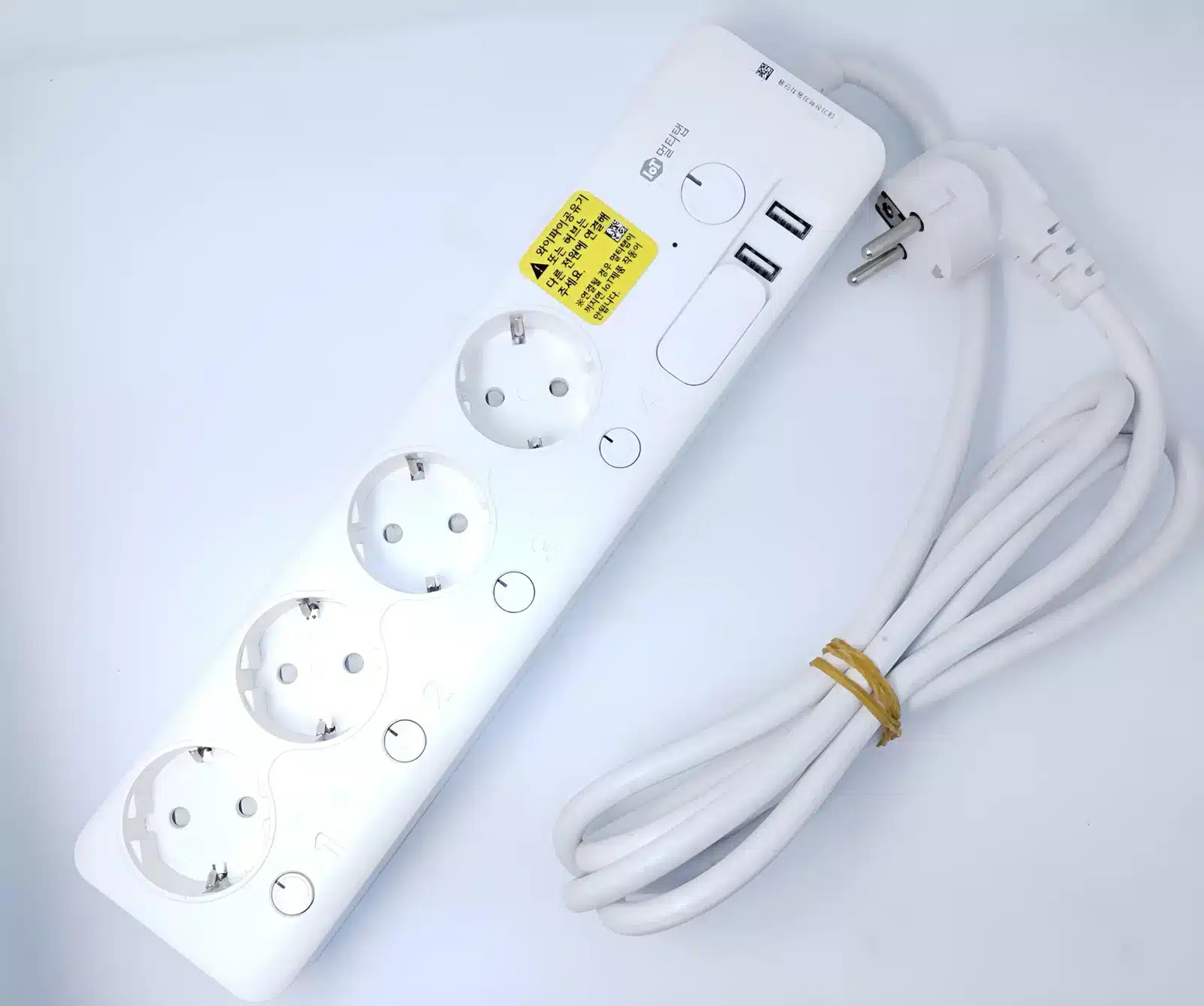 مشترك كهرباء نحاس 16 امبير اربع مخارج ومنفذين شحن بحماية داخلية وتحكم منفصل - مشترك كوري LG مستورد